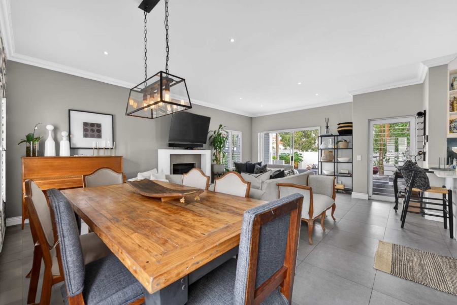 4 Bedroom Property for Sale in Parklands North Western Cape